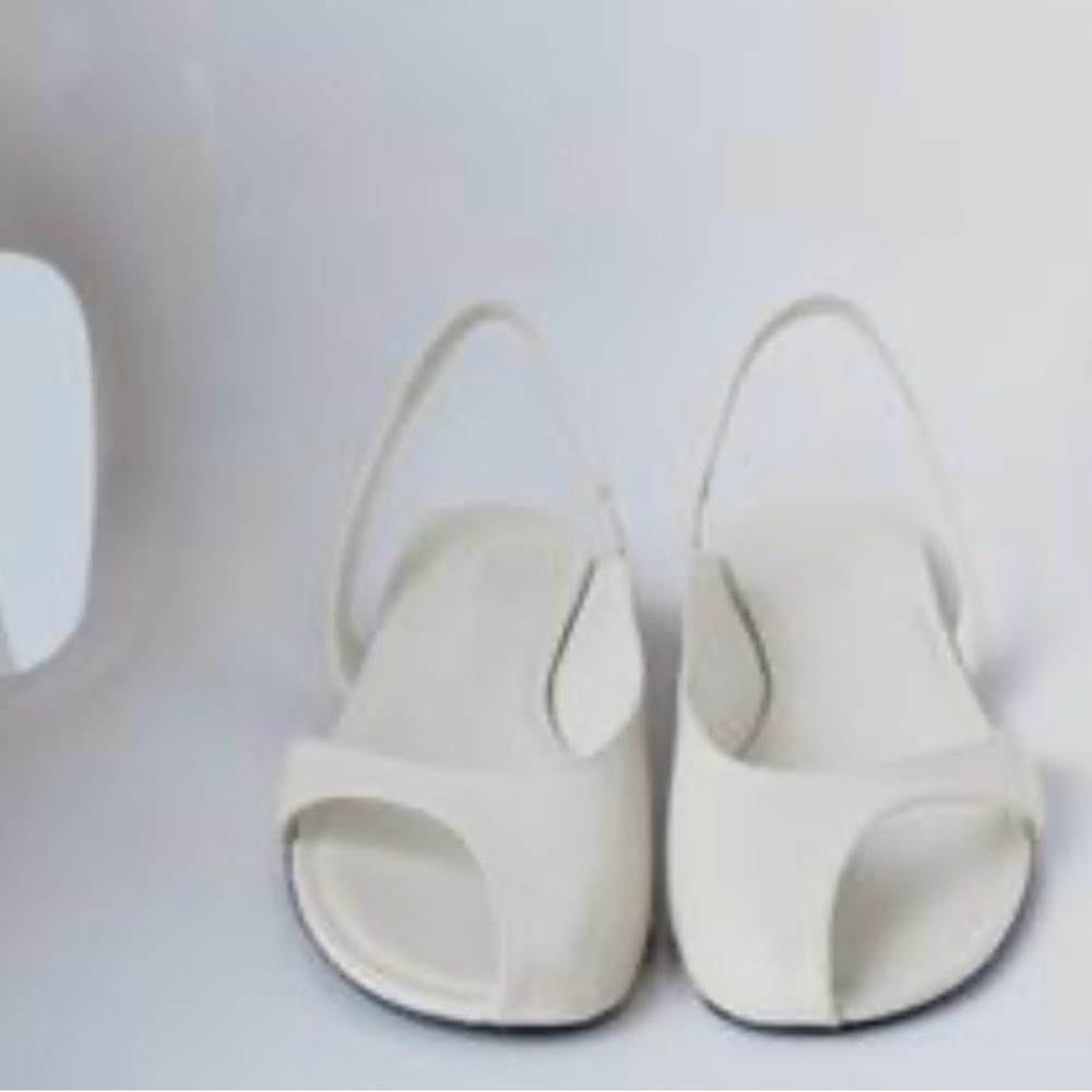 Asymmetric Ballet Flats